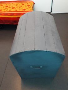 grande malle bois  tres bonne etat  1940 environ, pour range