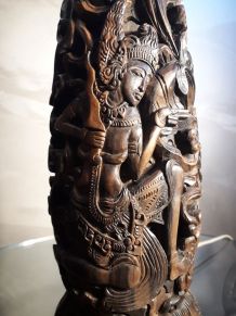grande lampe en bois exotique  finement sculptée danseuse th