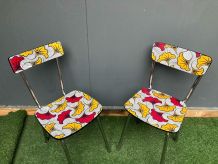 Chaises en formica recouvertes de WAX Fleur de mariage