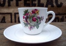 10 tasses à café et soucoupes en porcelaine de Chauvigny