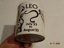 Grand mug décoré signe zodiacal lion