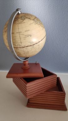 globe mappemonde sur 2 rangements pivotants en bois