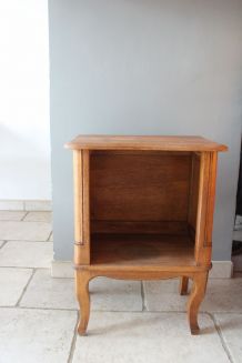 Petit meuble d'appoint châtaignier années 60