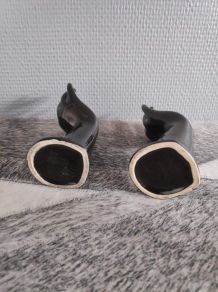 2 petits soliflores mains en céramique noires