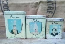 Rare 3 boites en tôle "Belles coiffes régionales" 