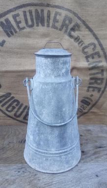 Pot à eau en zinc galvanisé - Art populaire 