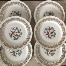 Série de 6 assiettes - en porcelaine