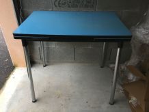 Table en formica bleu années 60