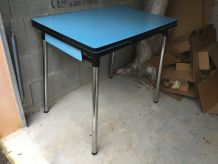 Table en formica bleu années 60