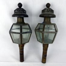 Paire d'appliques en laiton de style lanternes de fiacre