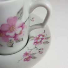 Ensemble tasse et soucoupe