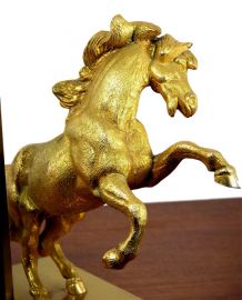 LAMPE DE TABLE CHEVAL EN BRONZE DORÉ