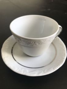 Service à café en porcelaine