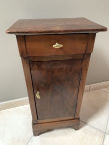 Table de chevet ancienne