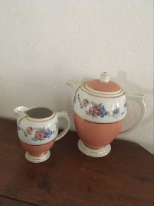 Lot cafetière et pot à lait  D R B Limoges France.
