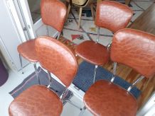 Chaises similicuir écailles 