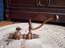 Ancienne patère et porte chapeau en bois