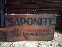 Caisse en bois publicitaire "Saponite - La bonne lessive"