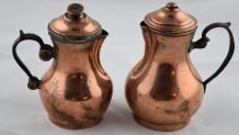 Lot de deux petites théières en cuivre