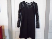 Robe noire dentelle