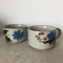 deux grandes tasses - en  grés 