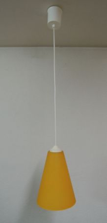 Suspension conique en verre