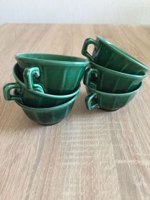 Tasses à café vertes