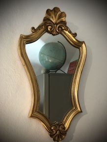 Miroir patiné doré 