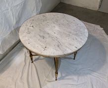 Table basse marbre blanc pieds laiton dorés 