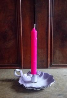 Ancien Bougeoir à main en tôle émaillée