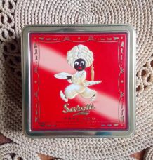 Boite en tôle de la marque allemande de chocolat "Sarotti"