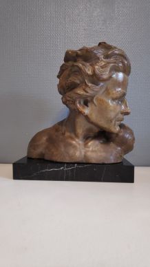 buste de Mermoz en plâtre signé Giuseppe Carli (1915-1987)