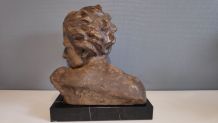 buste de Mermoz en plâtre signé Giuseppe Carli (1915-1987)