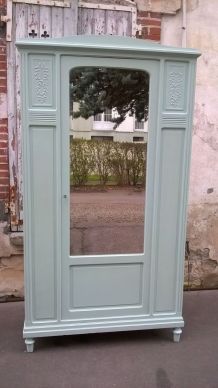 Armoire parisienne mint