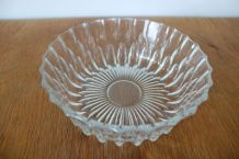Saladier verre pressé années 70