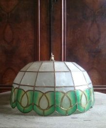 Suspension/lustre en nacre et laiton 