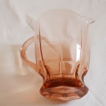 Pichet vintage verre rose
