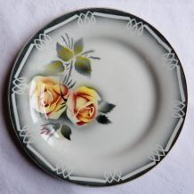 Lot 4 assiettes plates Digoin 