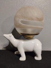 lampe ours en céramique blanche et globe opaline