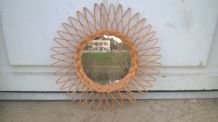 Miroir soleil en rotin tressé 1960