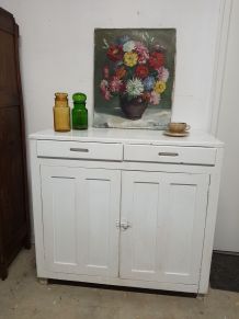 Buffet parisien vintage 