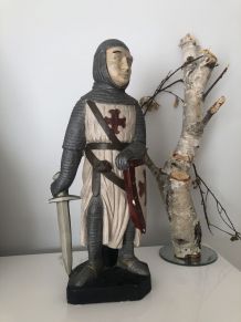 Statue de chevalier médiéval 40 cm