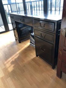 bureau vintage Macao 