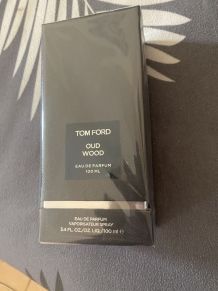 Eau de parfum Tom Ford oud wood 100ml