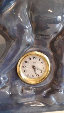 pendule éléphant en céramique grise