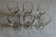 Lot 6 verres anciens  soufflés main 