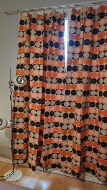 rideaux imprimés orange et marron vintage