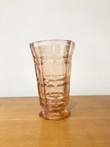 Vase vintage en verre rose Made in France 