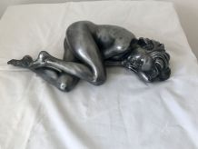Bronze femme nue
