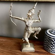 Bronze à patine argentée représentant le Prince Rama